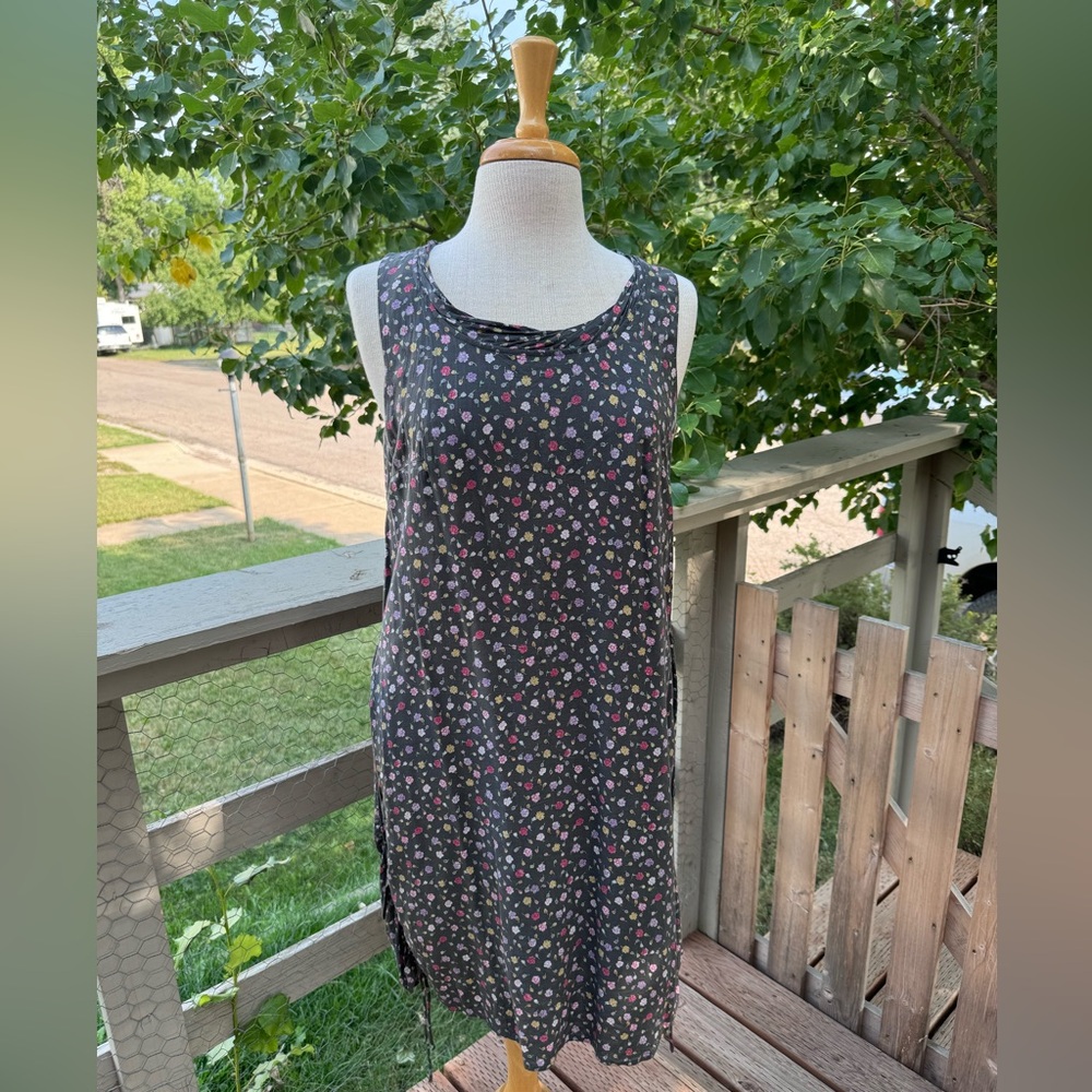 Grey Floral Shift Dress